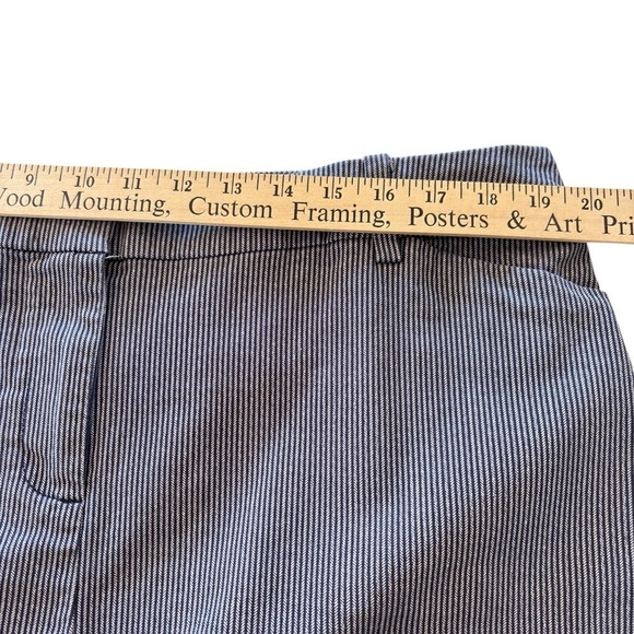 Lane Bryant Women's Plus Size 16 Bermuda Shorts Cotton Blend Navy White Striped - Picture 6 of 15